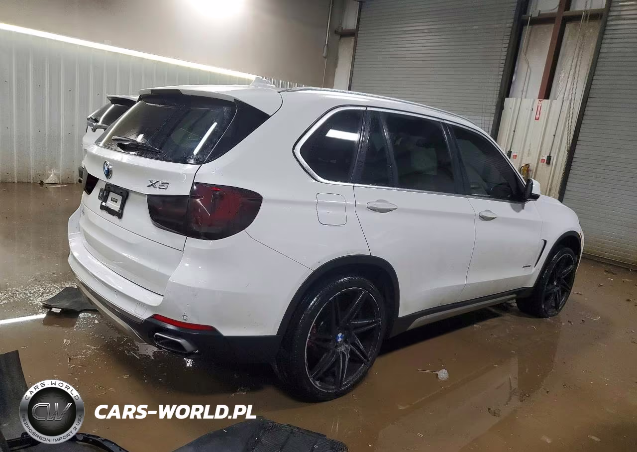 2018 BMW X5 xDrive35I VIN:5UXKR0C59J0X85611 - 3