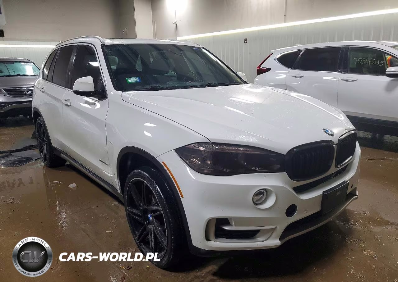 2018 BMW X5 xDrive35I VIN:5UXKR0C59J0X85611 - 4