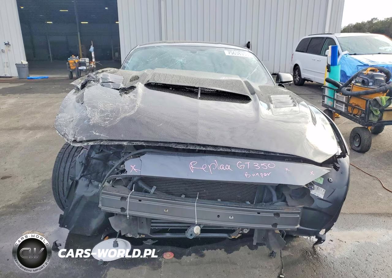 2018 Ford Mustang VIN:1FA6P8TH4J5110579 - 5