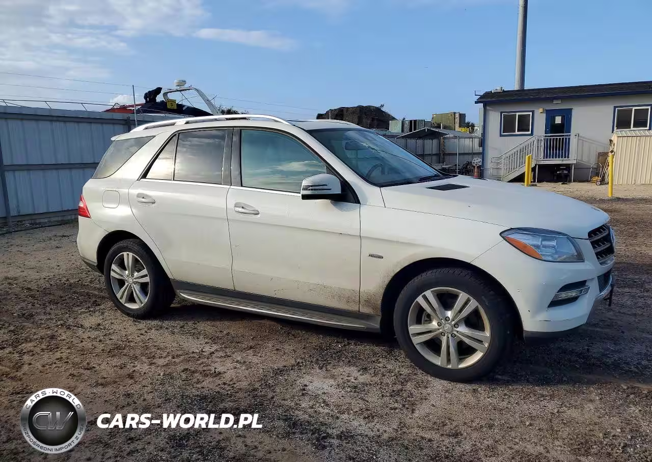 2012 Mercedes-Benz Ml 350 4Matic VIN:4JGDA5HB1CA022391 - 4