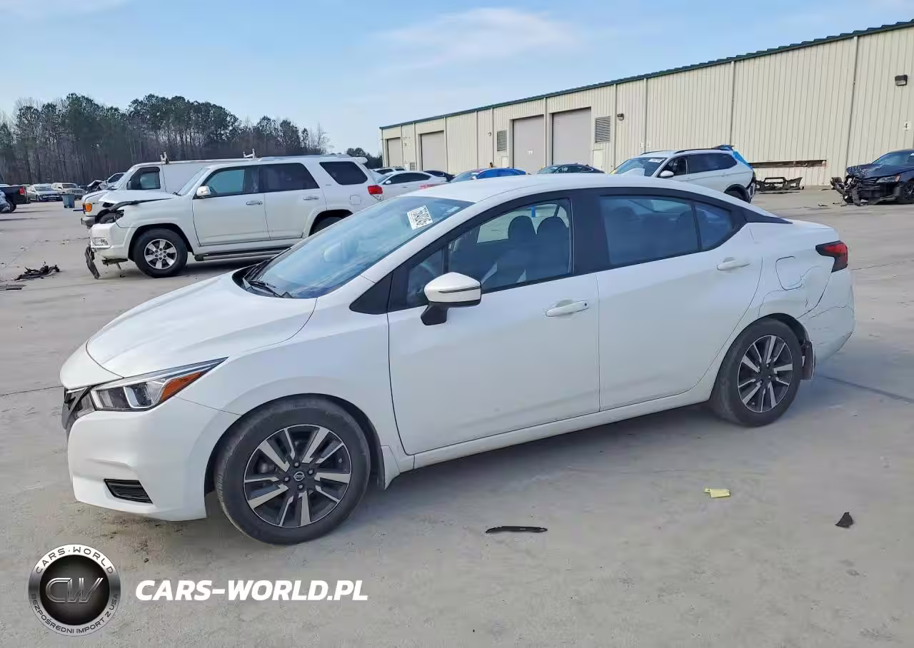 2020 Nissan Versa Sv