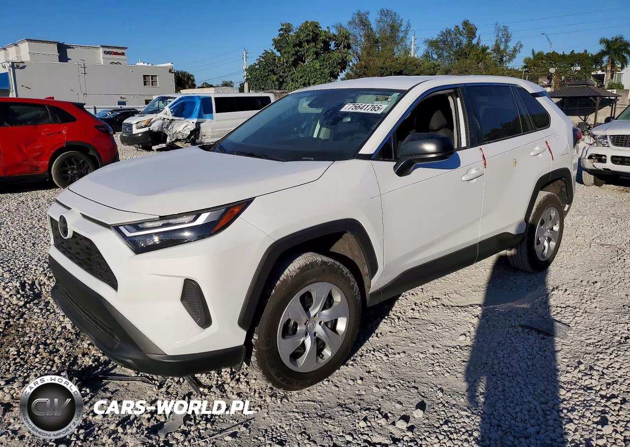 2025 Toyota Rav4 Le – zdjęcie 1 z 12