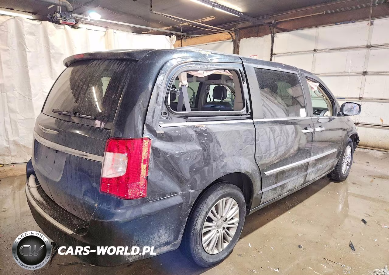 2015 Chrysler Town & Country Touring L VIN:2C4RC1CG7FR663111 - 3