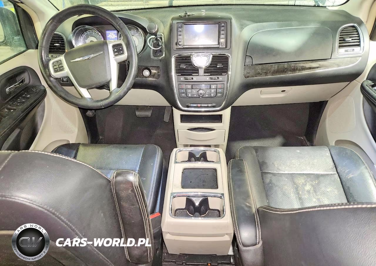 2015 Chrysler Town & Country Touring L VIN:2C4RC1CG7FR663111 - 8