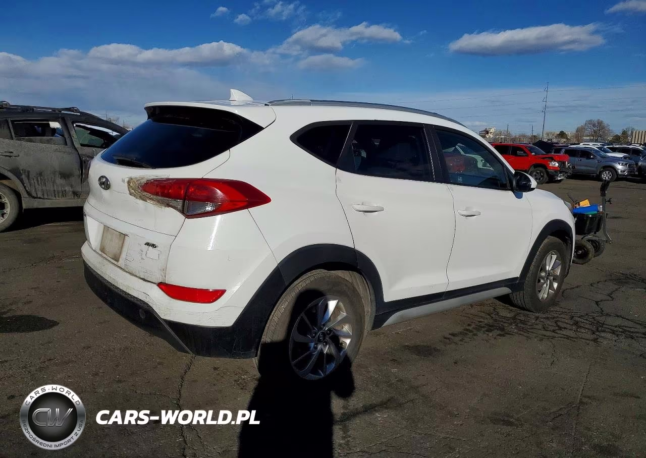 2018 Hyundai Tucson Sel VIN:KM8J3CA45JU614501 - 3