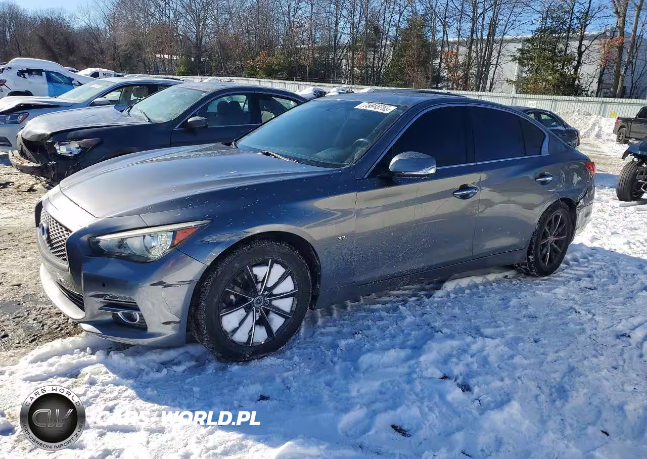 2015 Infiniti Q50 Base