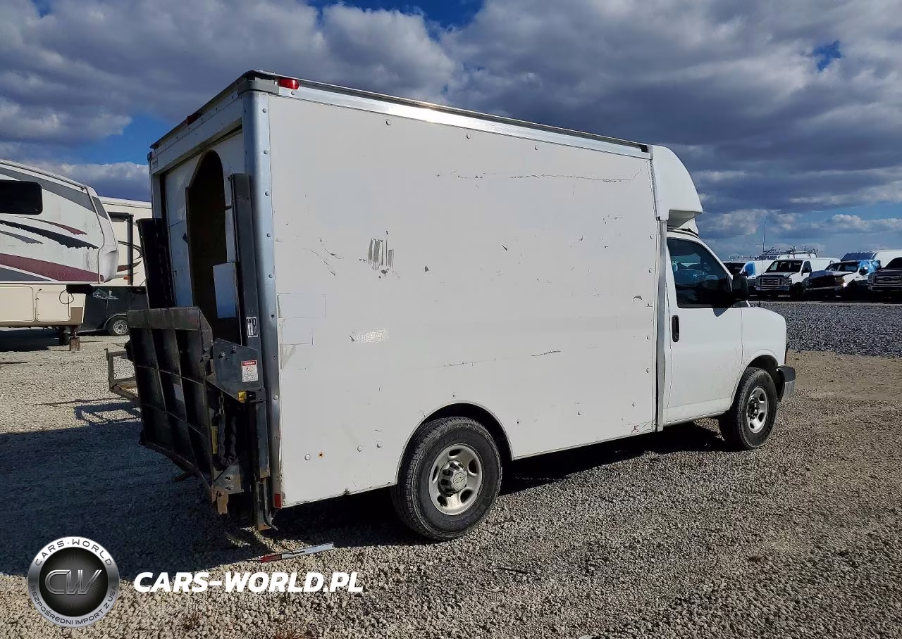2014 CHEVROLET EXPRESS CUTAWAY WORK VAN VIN:1GB0G2CA0E1214181 - 3
