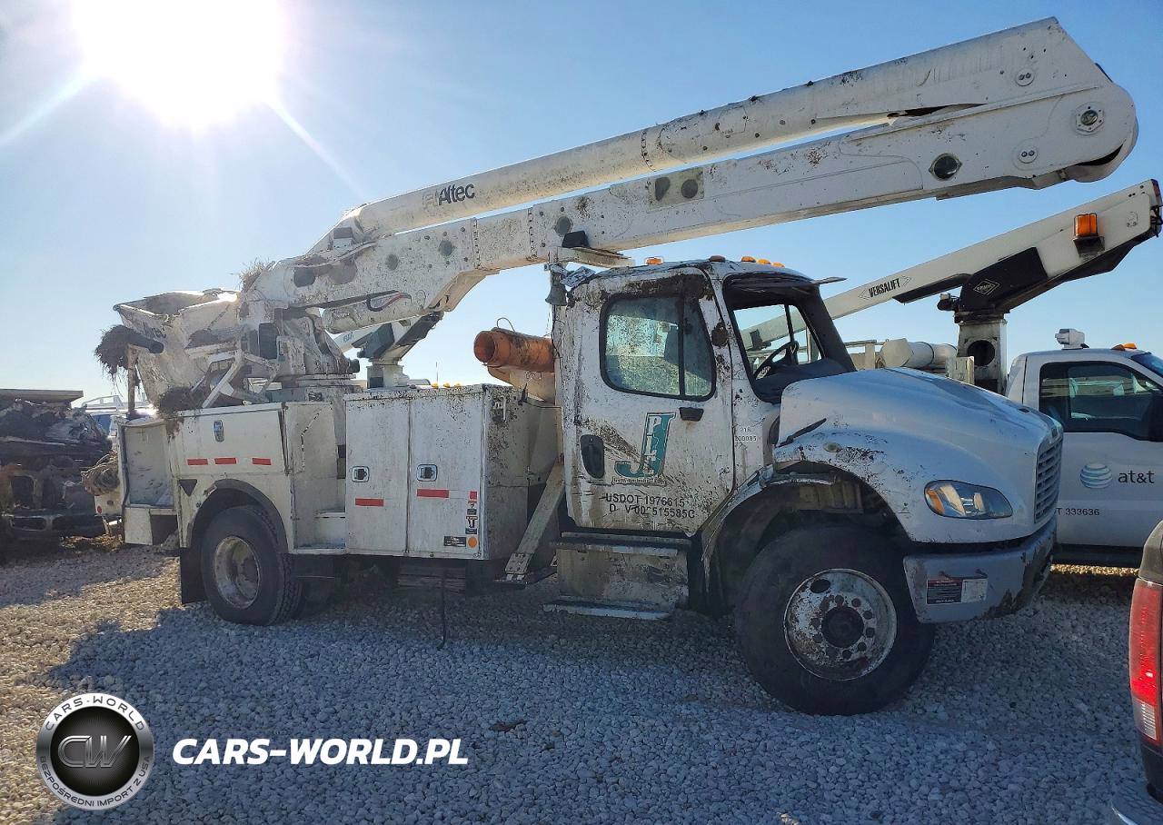 2019 Freightliner M2 106 Med