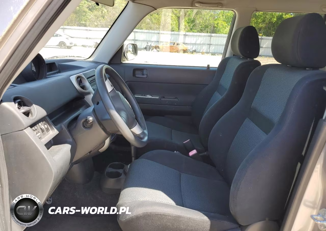2006 Toyota Scion Xb VIN:JTLKT324X64080480 - 7