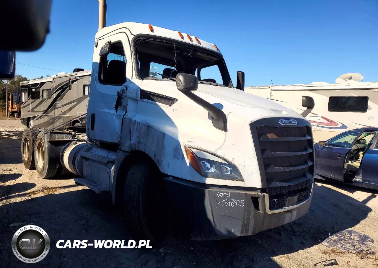 2020 Freightliner Cascadia 126 Semi Truck VIN:1FUJHLDV1LLLM1794 - 1