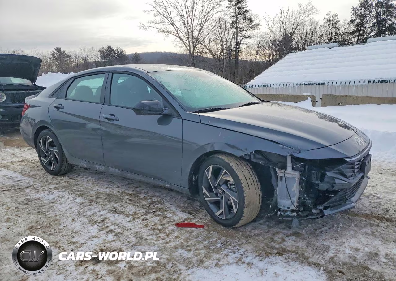 2025 Hyundai Elantra Sel Sport VIN:KMHLM4DG8SU092773 - 4