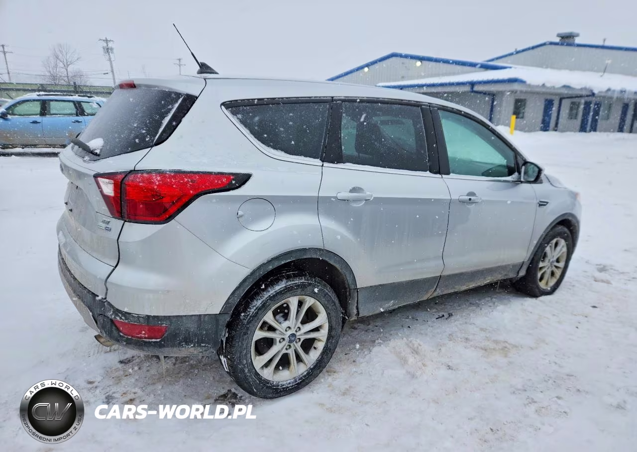 2019 Ford Escape Se VIN:1FMCU9GD7KUA86087 - 3