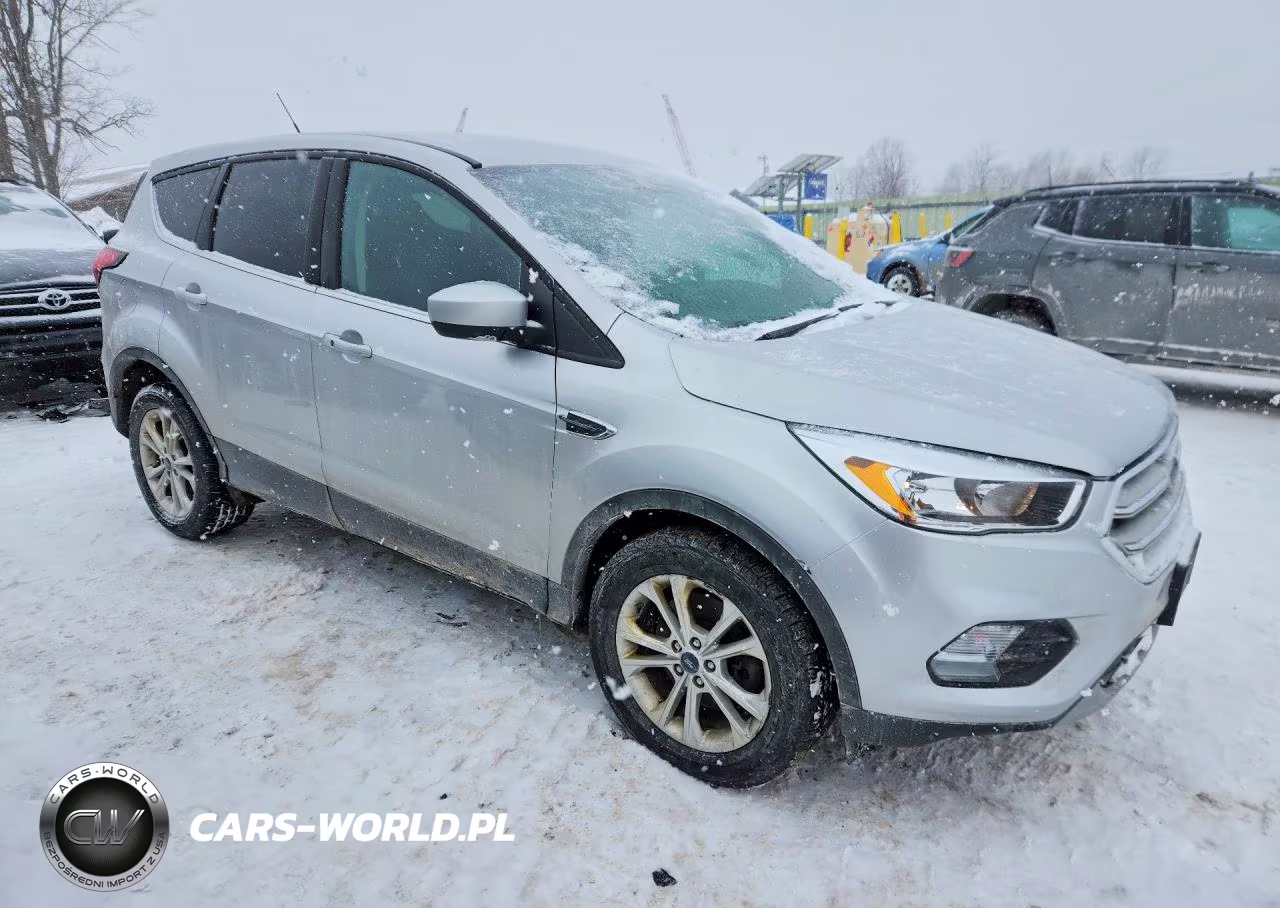 2019 Ford Escape Se VIN:1FMCU9GD7KUA86087 - 4