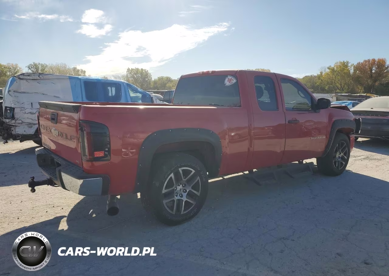 2008 Chevrolet Silverado C1500 VIN:1GCEC19X08Z173348 - 3