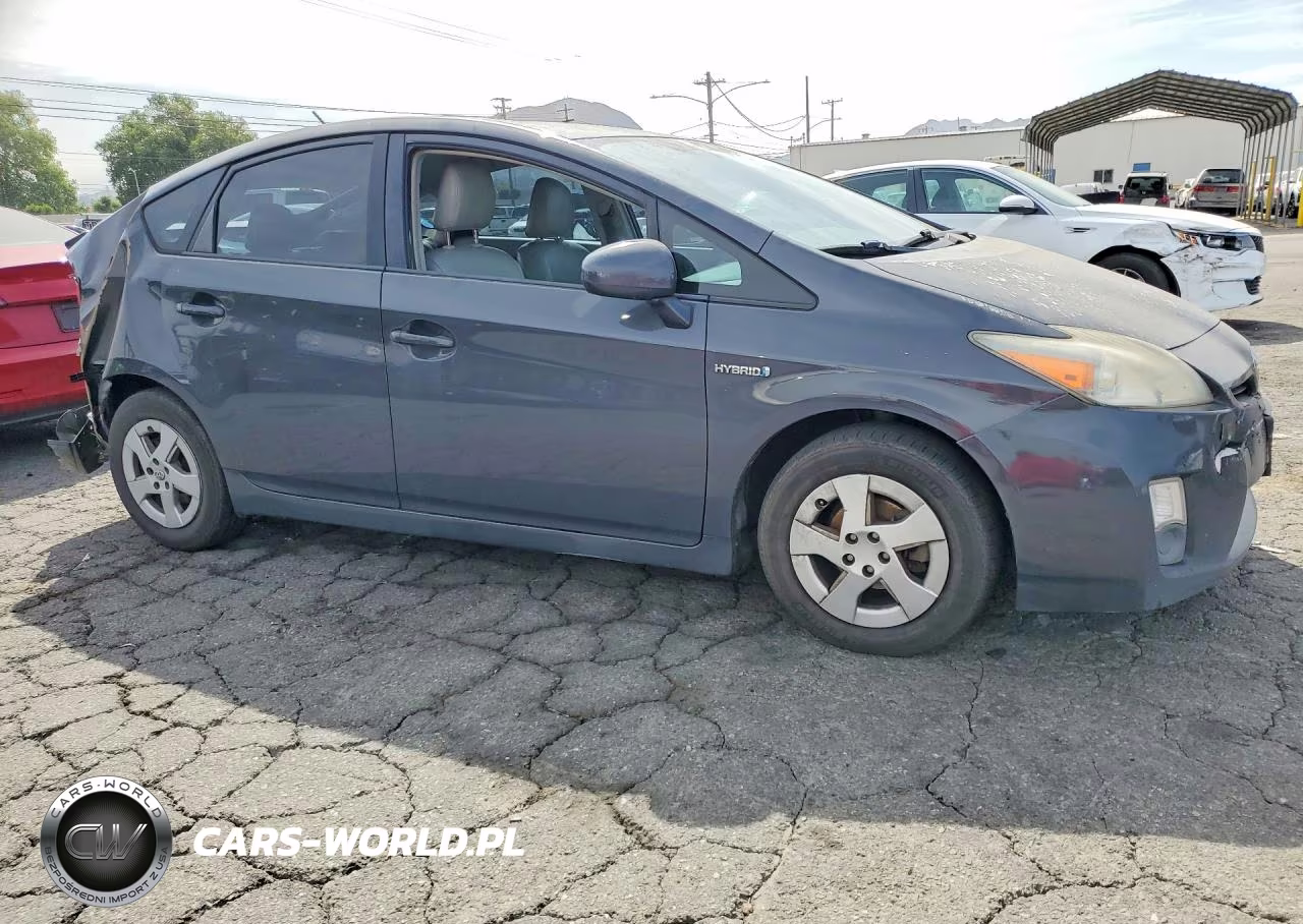 2010 Toyota Prius Ii VIN:JTDKN3DU3A0004618 - 4