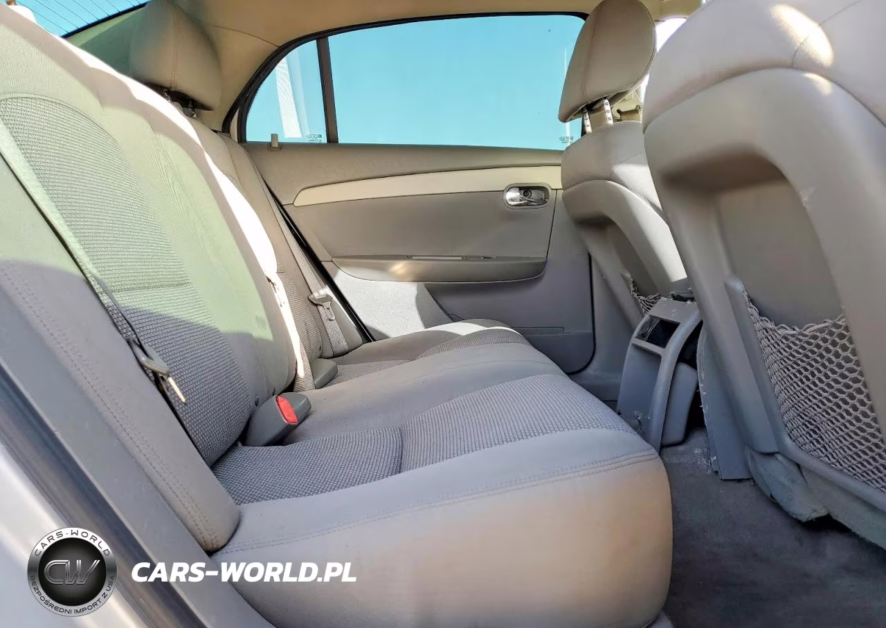 2011 Chevrolet Malibu Ls VIN:1G1ZB5E1XBF330883 - 10