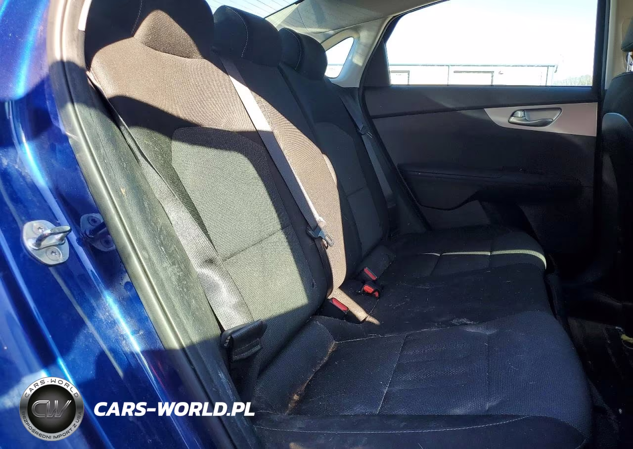 2022 Kia Forte Fe VIN:3KPF24AD0NE426962 - 10