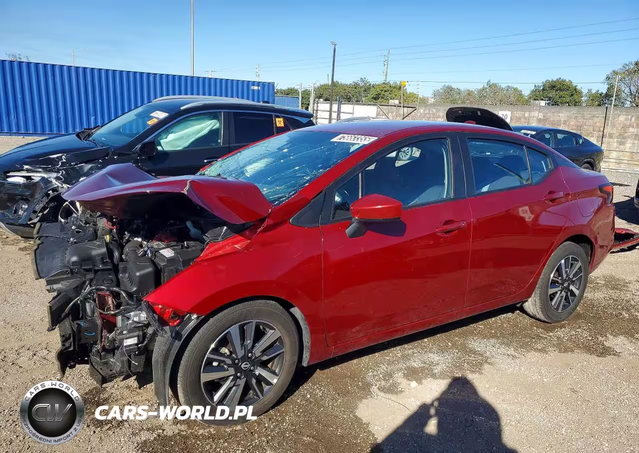 2025 Nissan Versa Sv