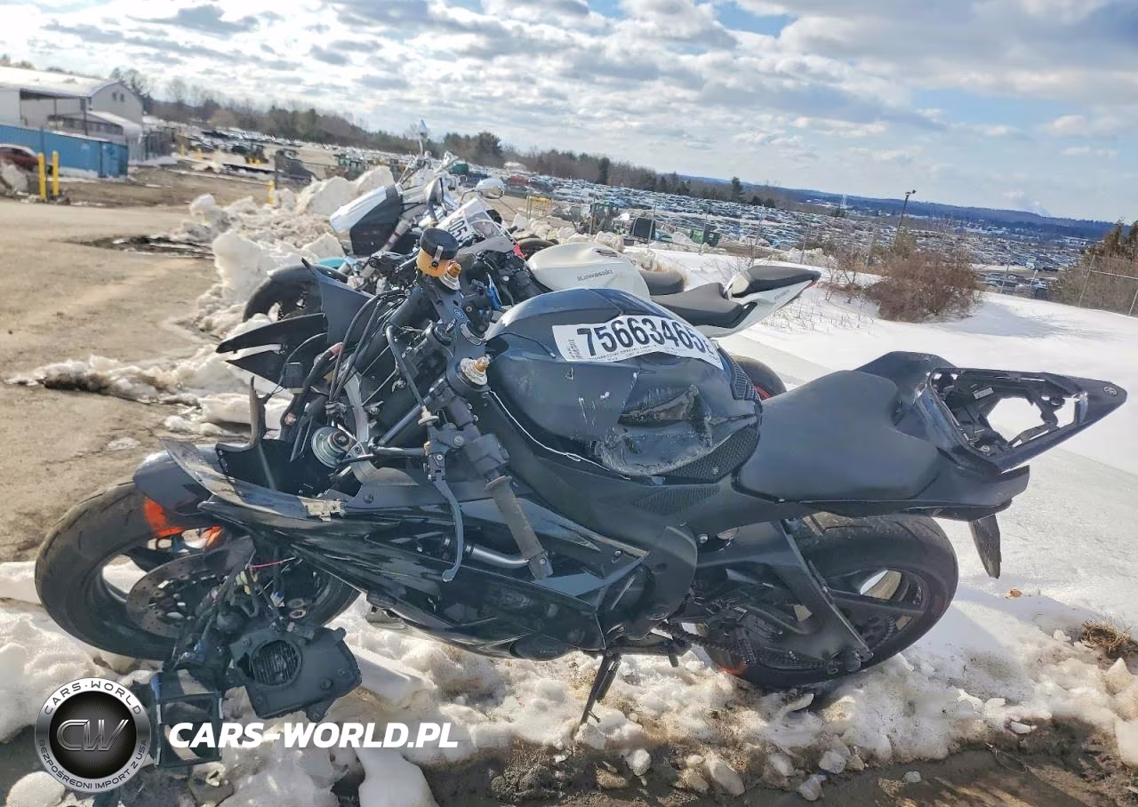 2011 Yamaha Yzfr6 VIN:JYARJ16E8BA021572 - 3