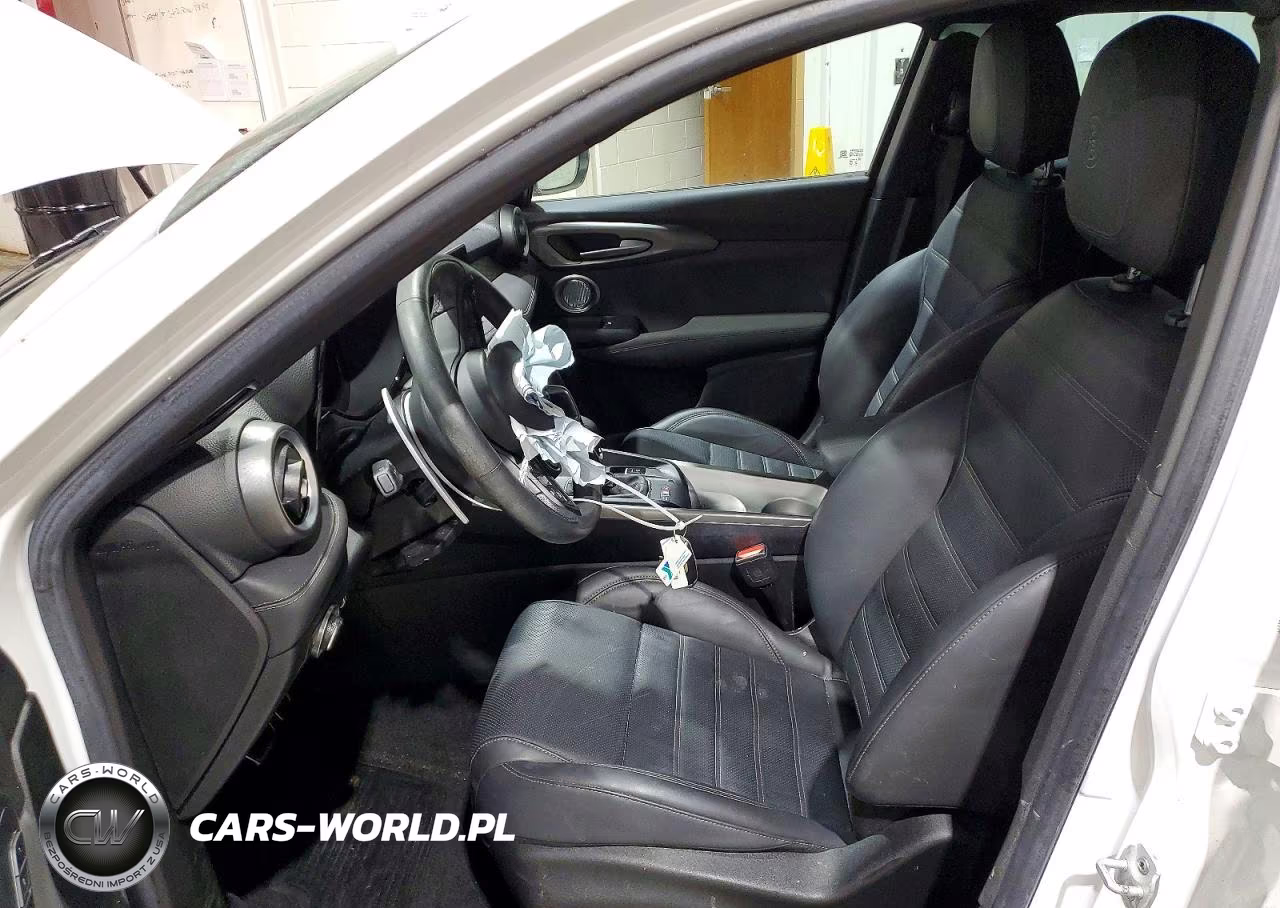 2024 Alfa Romeo Tonale Veloce VIN:ZASPATDW7R3059641 - 7
