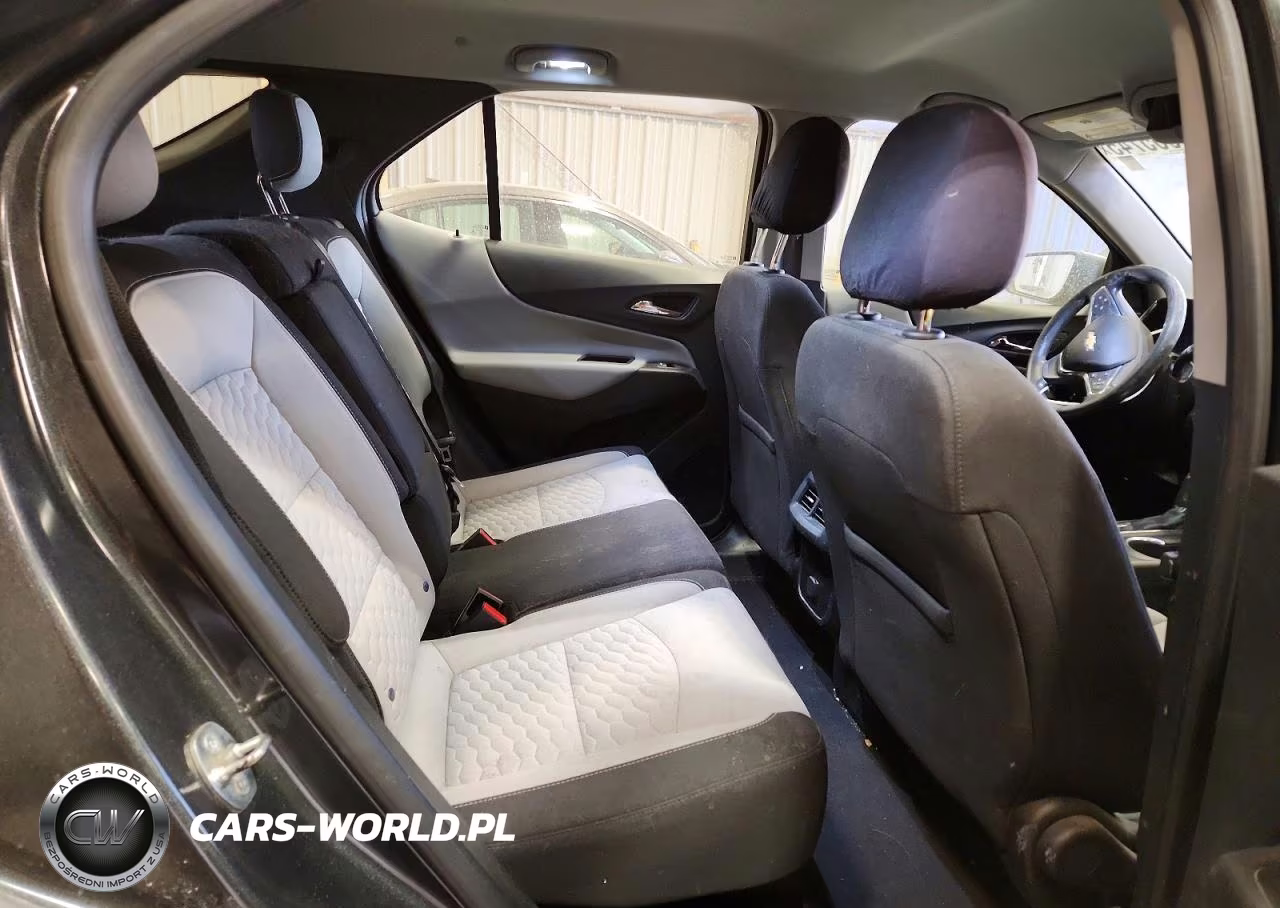2018 Chevrolet Equinox Ls VIN:2GNAXREV5J6352094 - 10