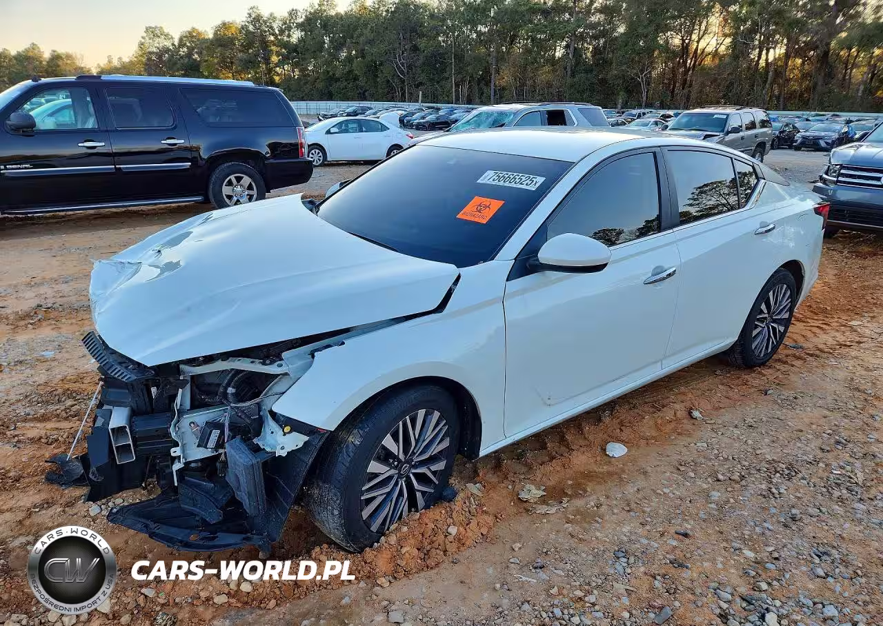 2023 Nissan Altima Sv