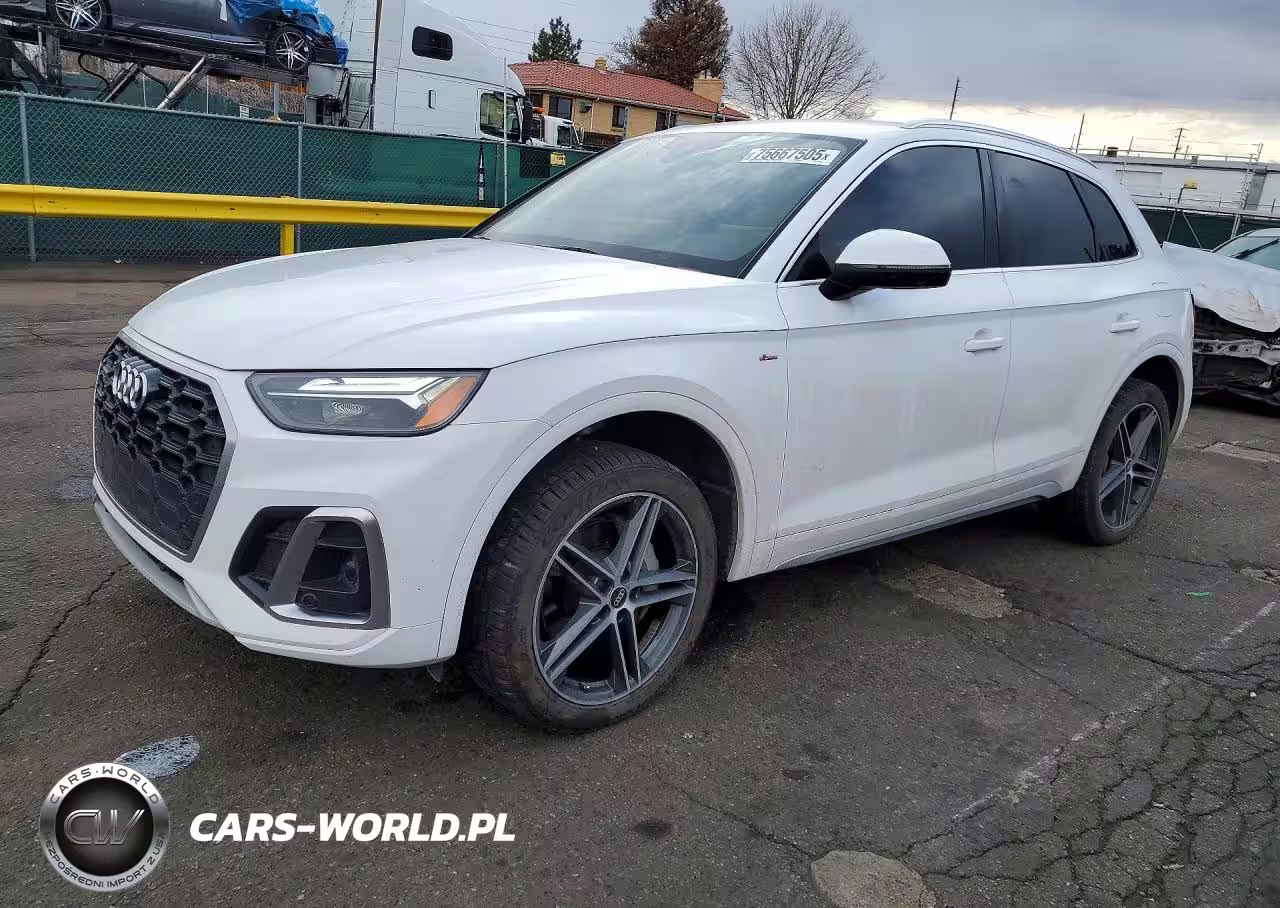 2022 Audi Q5 E Premium 55