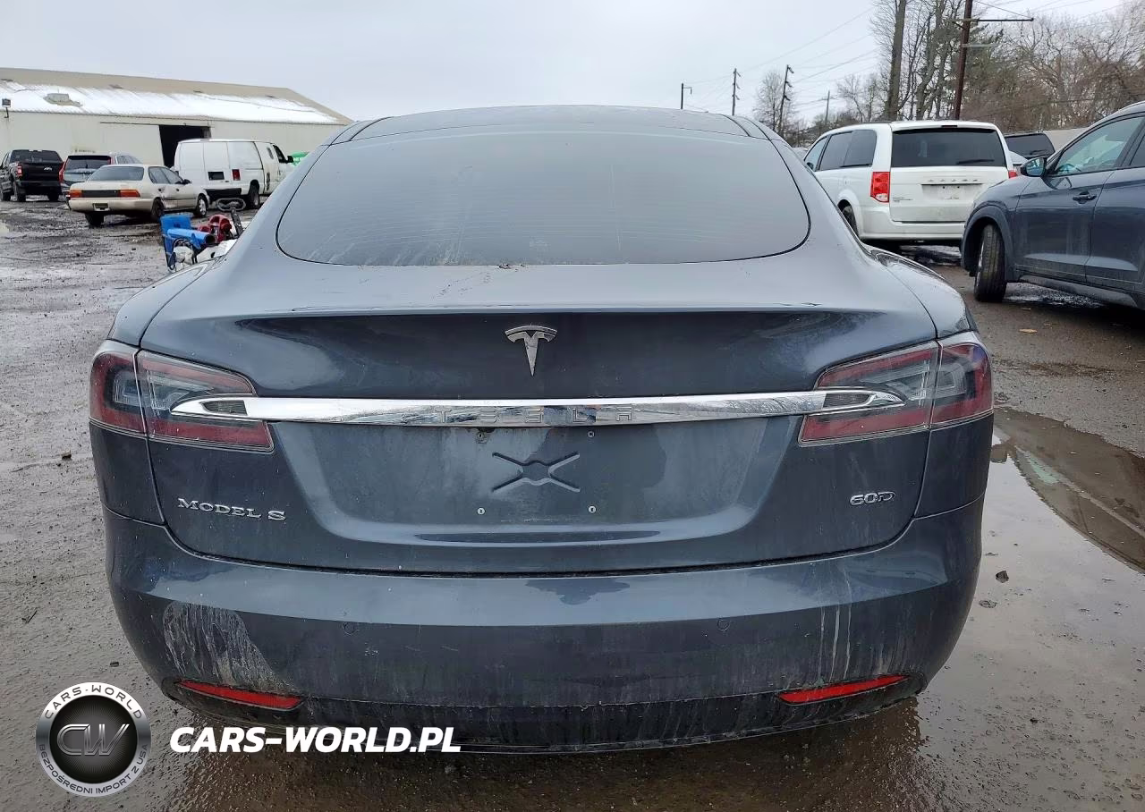 2016 Tesla Model S VIN:5YJSA1E29GF155373 - 6