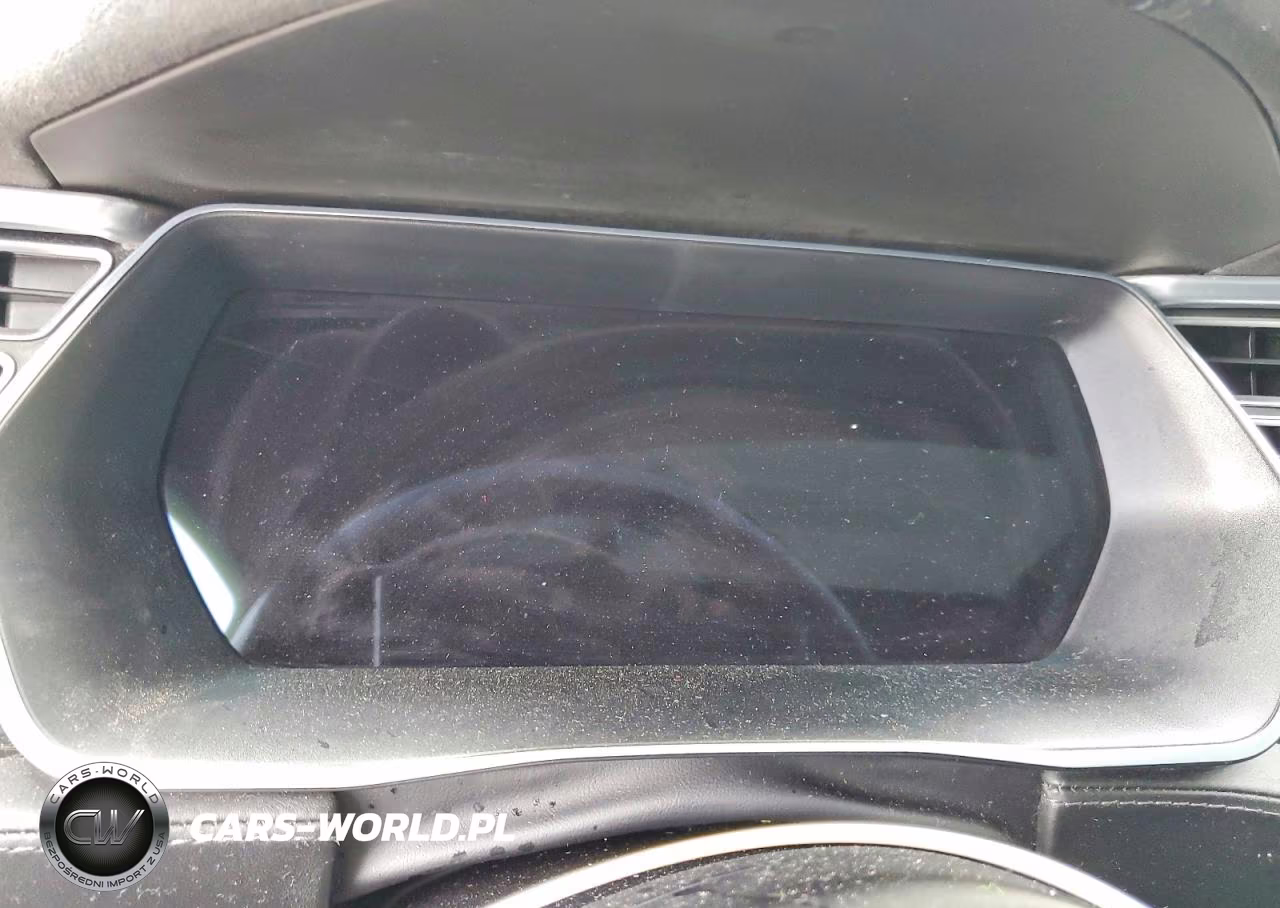 2016 Tesla Model S VIN:5YJSA1E29GF155373 - 9