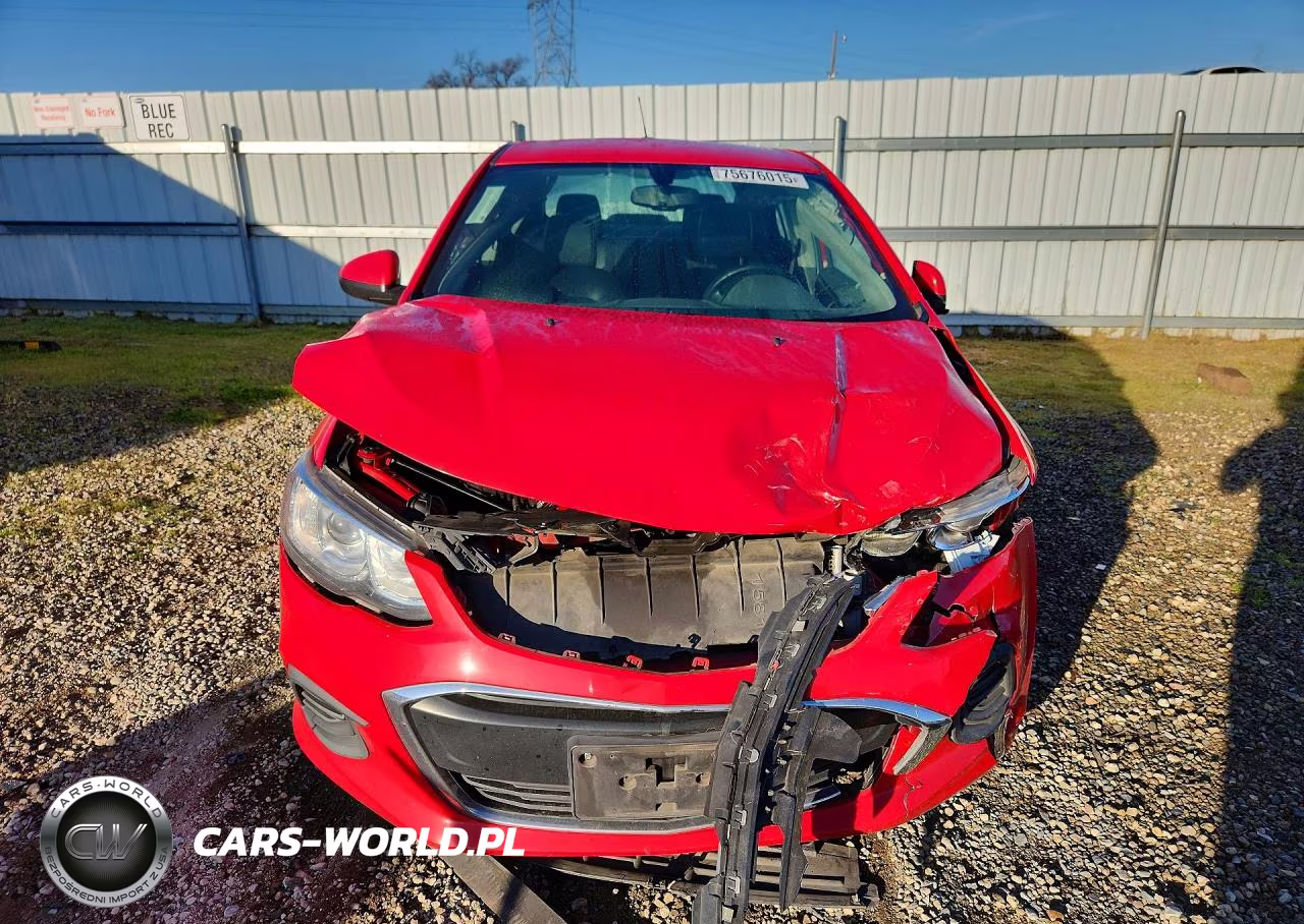 2019 Chevrolet Sonic Premier VIN:1G1JF5SB4K4128020 - 5