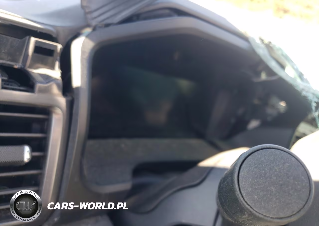 2023 Ford F150 Lightning Pro VIN:1FTVW1EL2PWG25343 - 9
