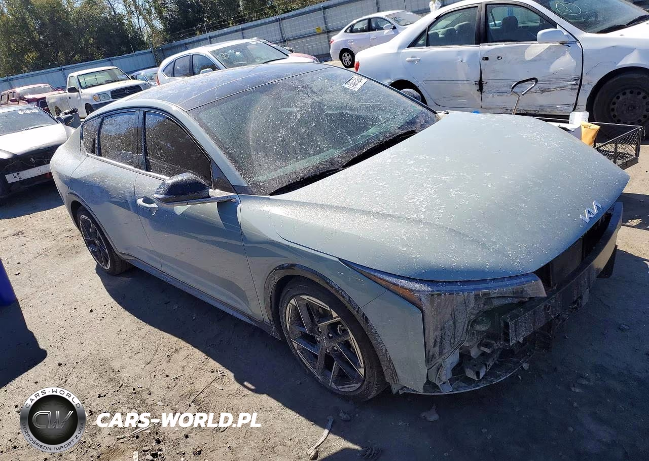 2025 Kia K4 Gt Line VIN:3KPFW4DE9SE102557 - 4