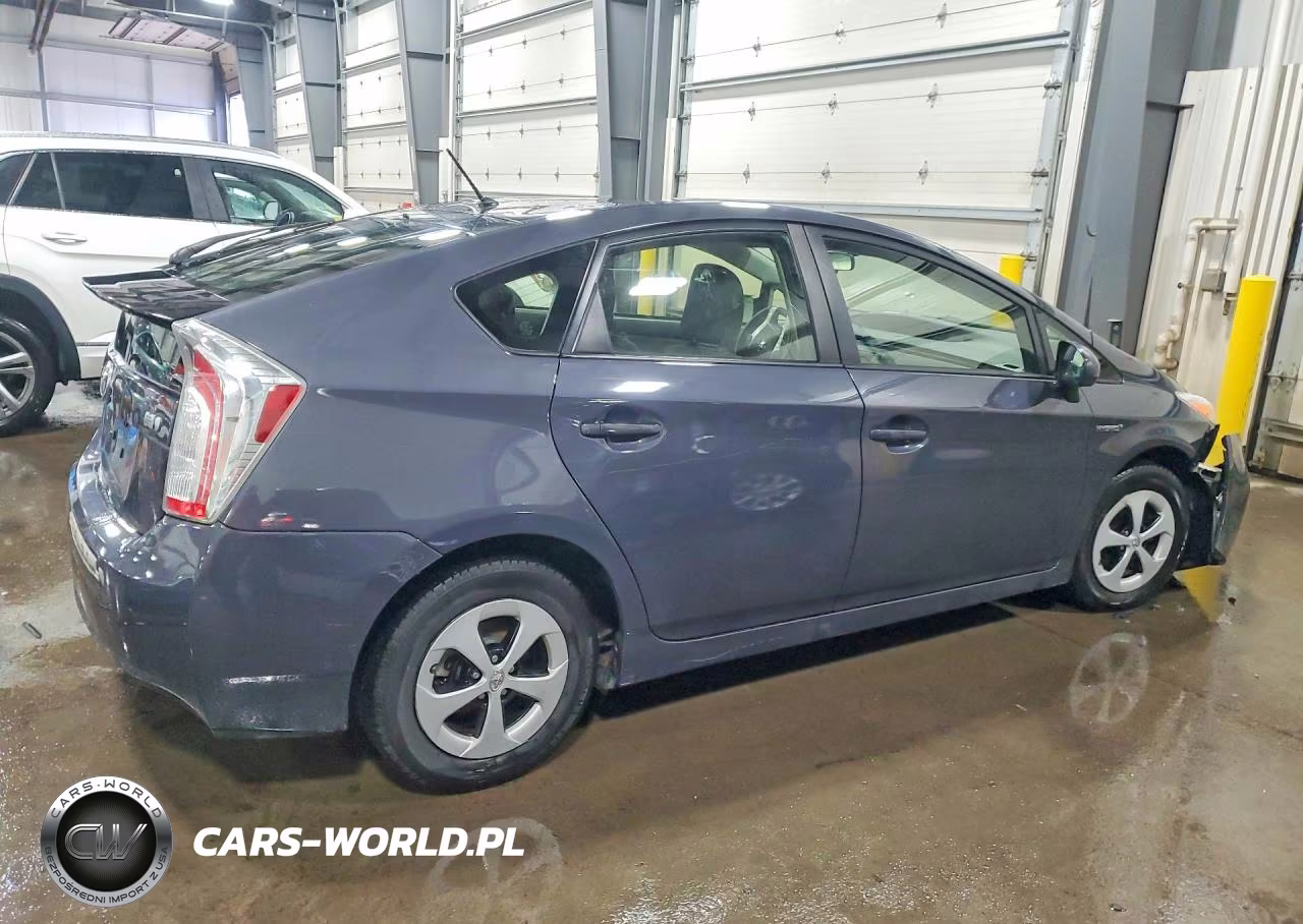 2012 Toyota Prius Two VIN:JTDKN3DU4C1585141 - 3