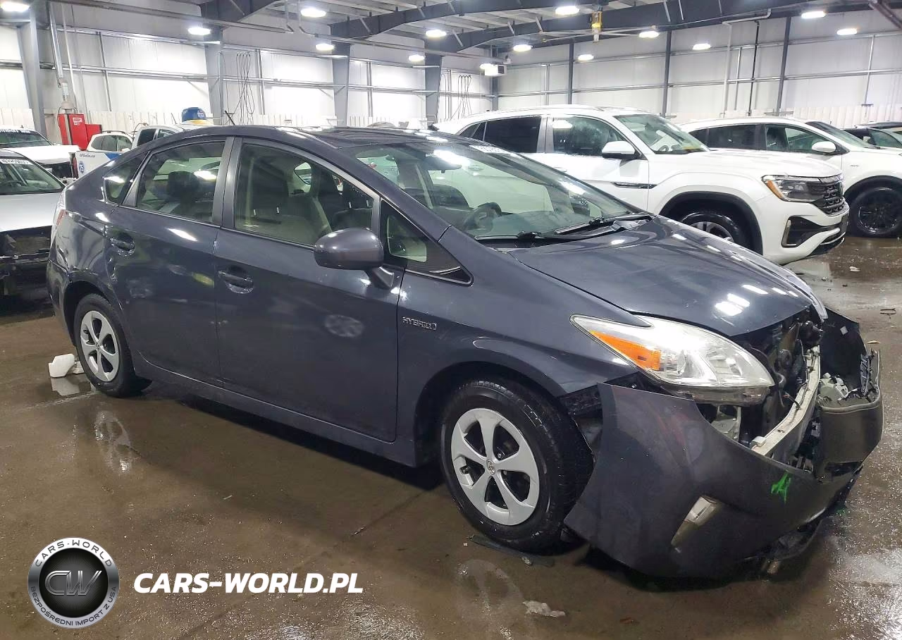 2012 Toyota Prius Two VIN:JTDKN3DU4C1585141 - 4