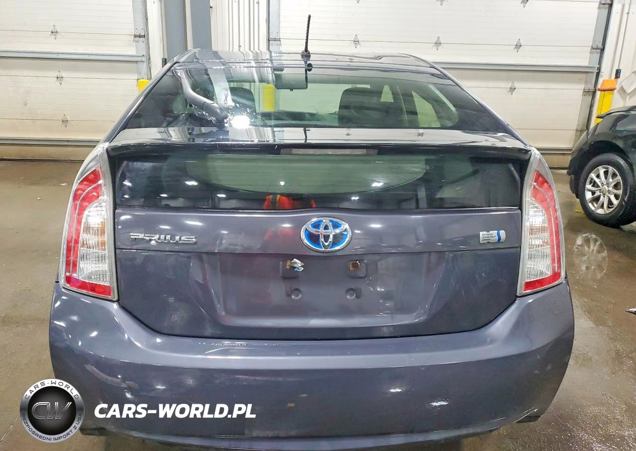 2012 Toyota Prius Two VIN:JTDKN3DU4C1585141 - 6
