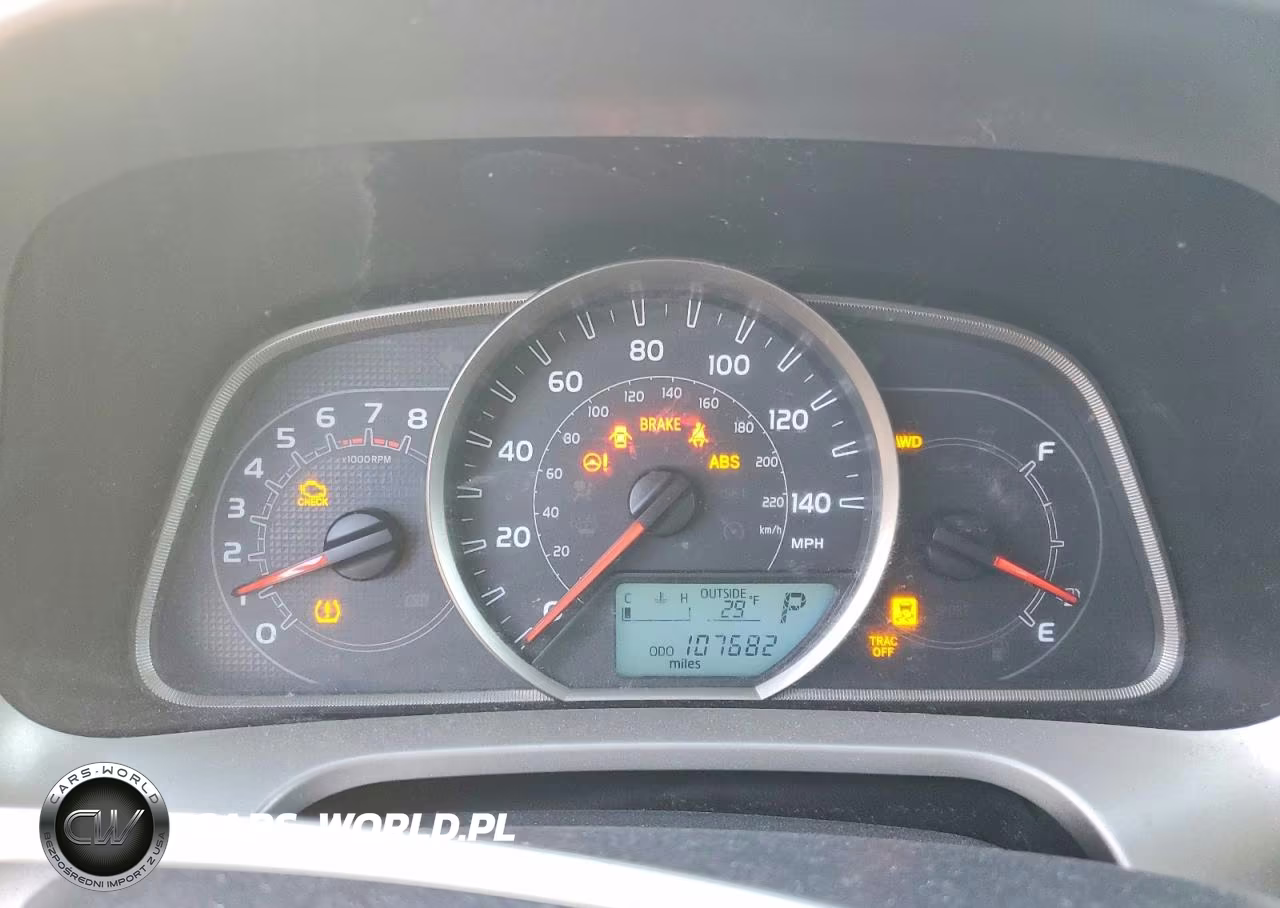 2015 Toyota Rav4 Le VIN:2T3BFREVXFW297962 - 9