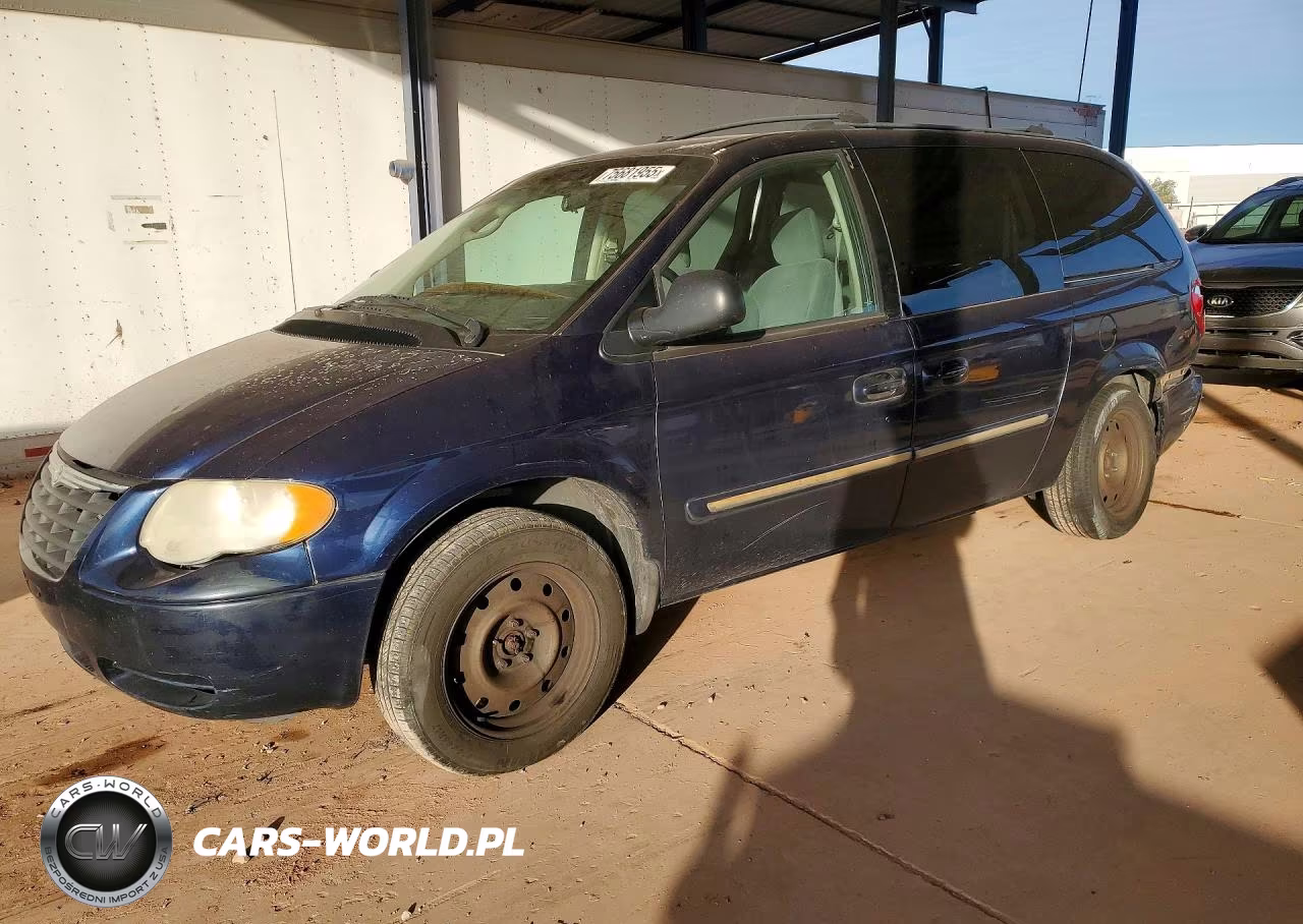 2005 Chrysler Town & Country Touring
