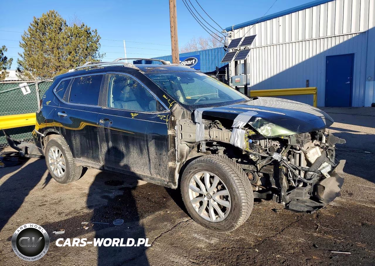 2019 Nissan Rogue S VIN:5N1AT2MT0KC722626 - 4