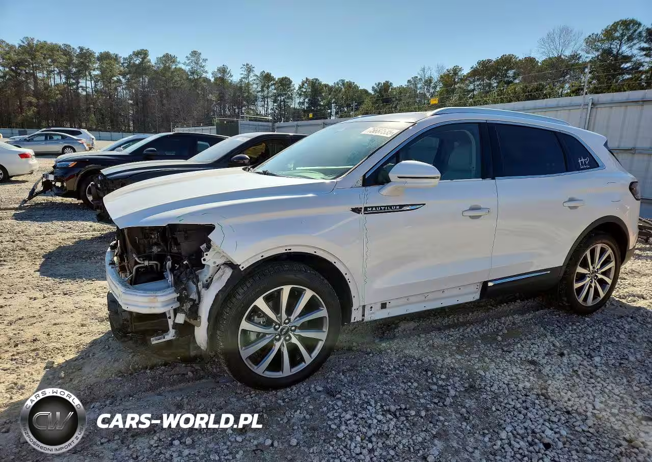 2019 Lincoln Nautilus Select