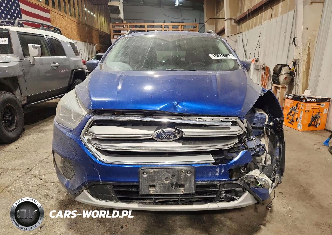 2017 Ford Escape Se VIN:1FMCU9G91HUA95274 - 5