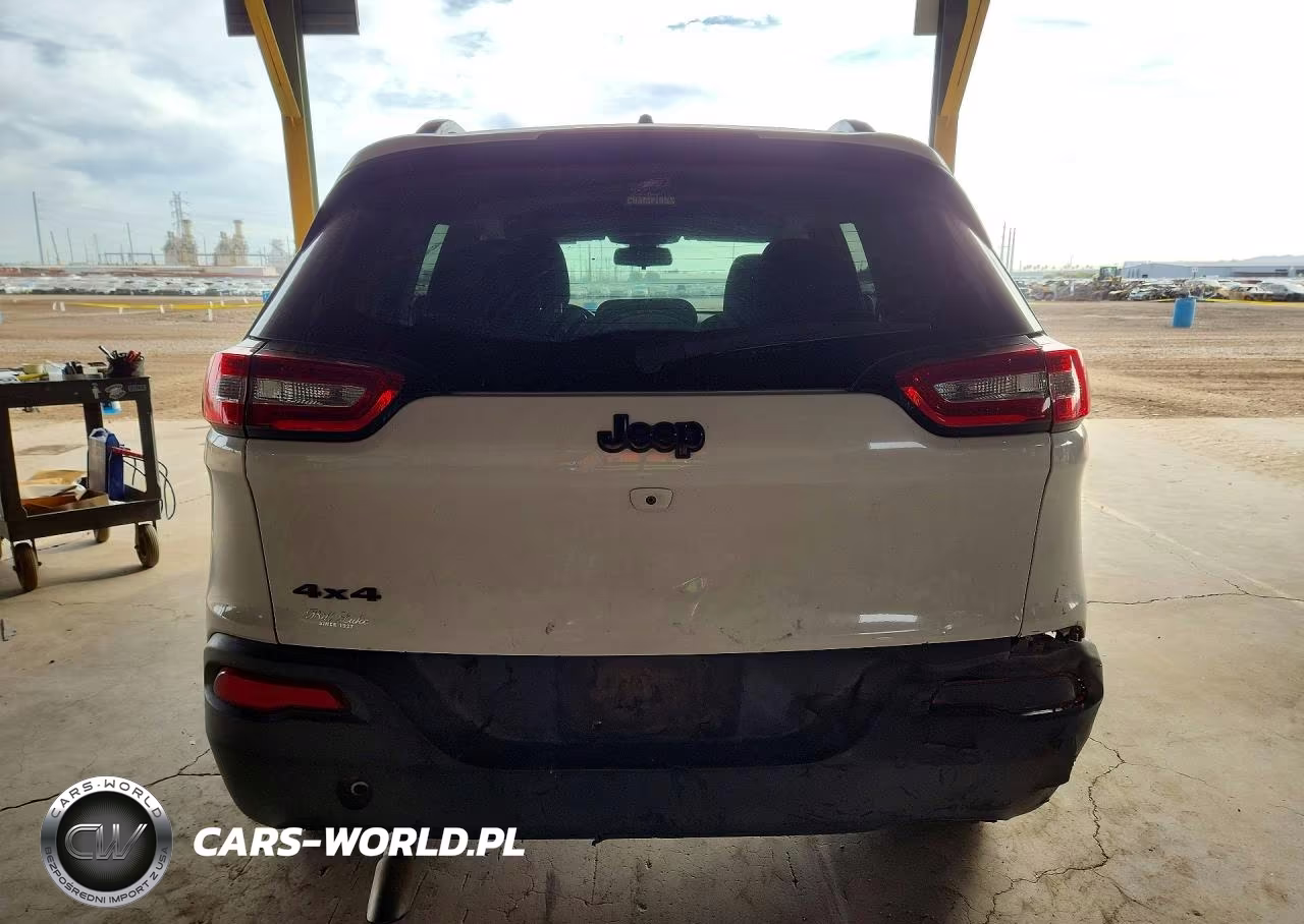 2016 Jeep Cherokee Sport VIN:1C4PJMAB6GW374915 - 6