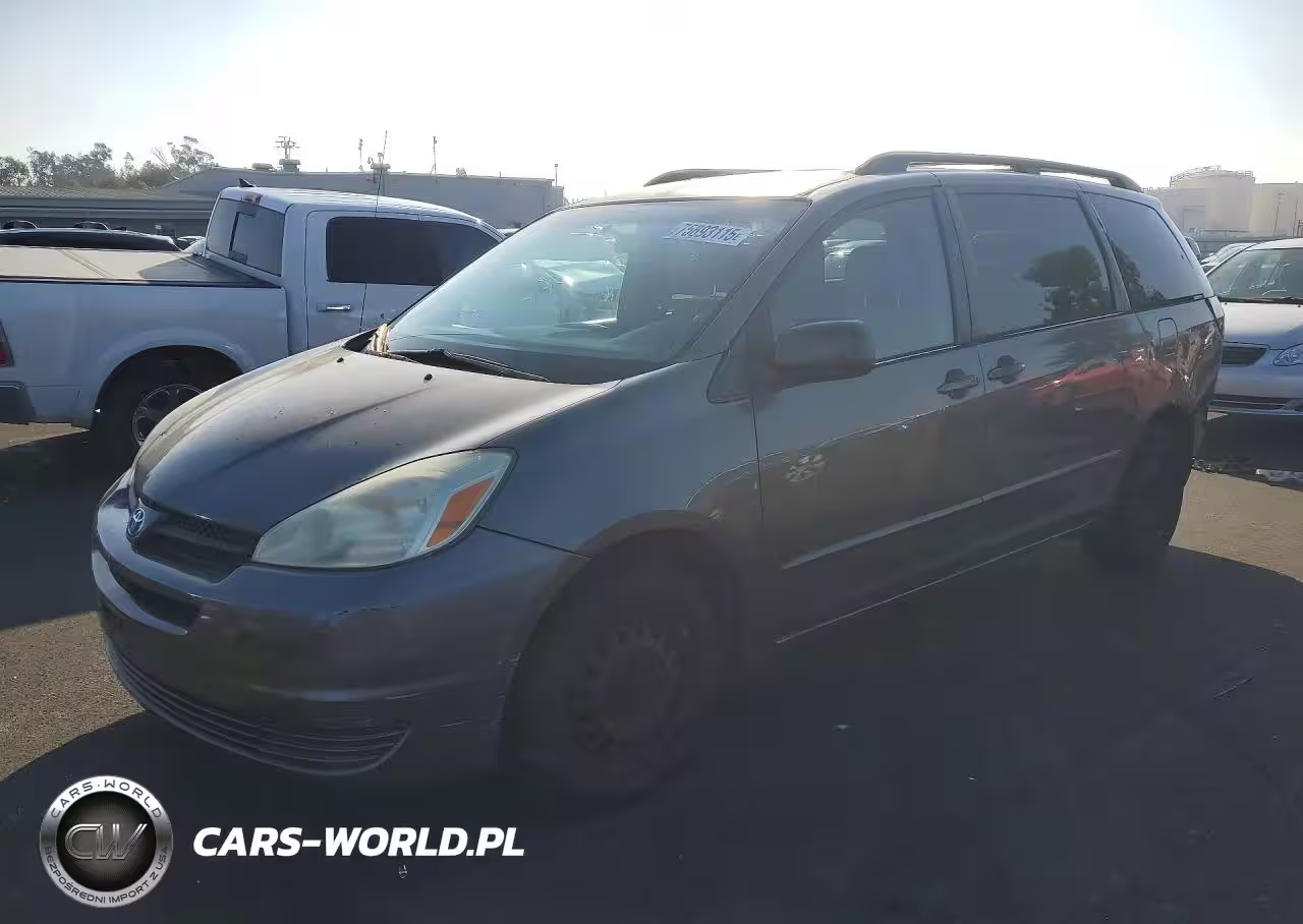 2004 Toyota Sienna Ce