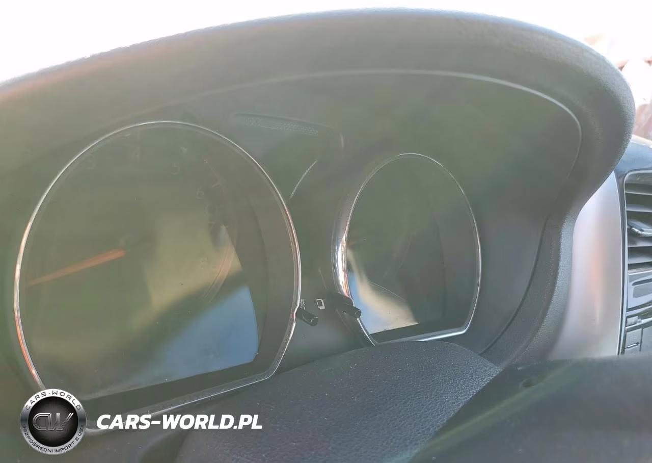 2018 Nissan Versa Sv VIN:3N1CN7AP4JL840776 - 9
