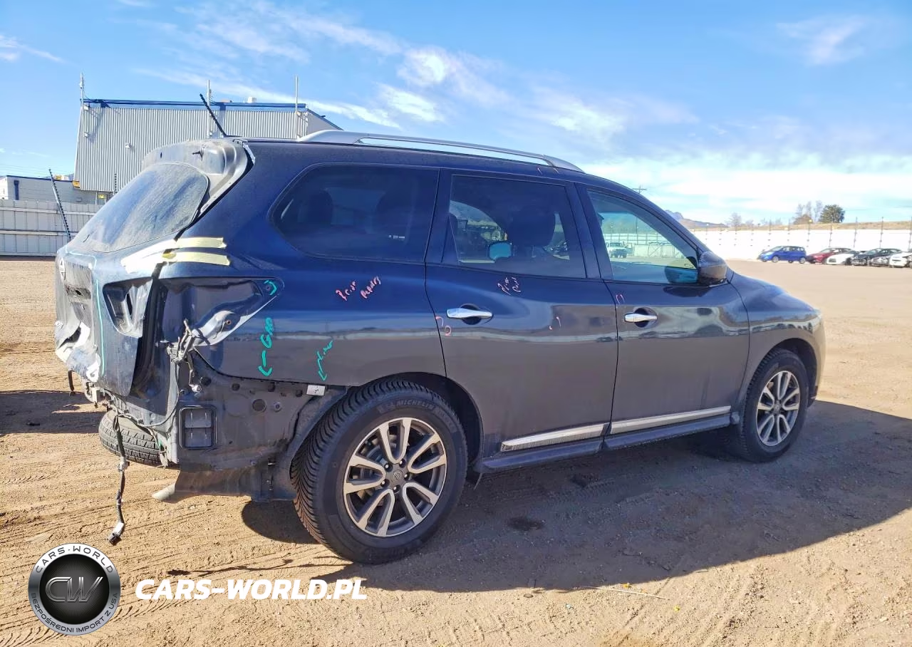 2014 Nissan Pathfinder S VIN:5N1AR2MM0EC731449 - 3