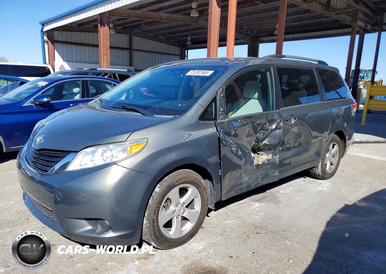 2014 Toyota Sienna Le
