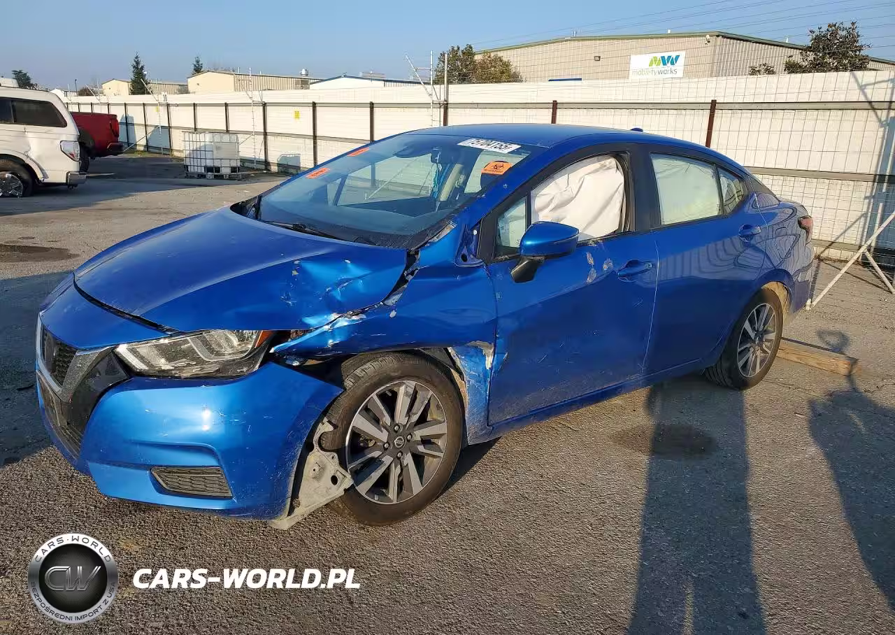 2020 Nissan Versa Sv