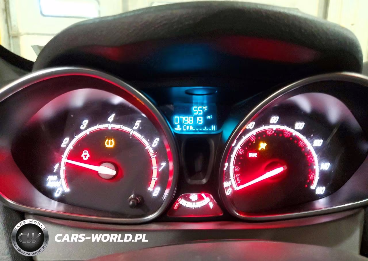2018 Ford Fiesta St VIN:3FADP4GX8JM123699 - 9