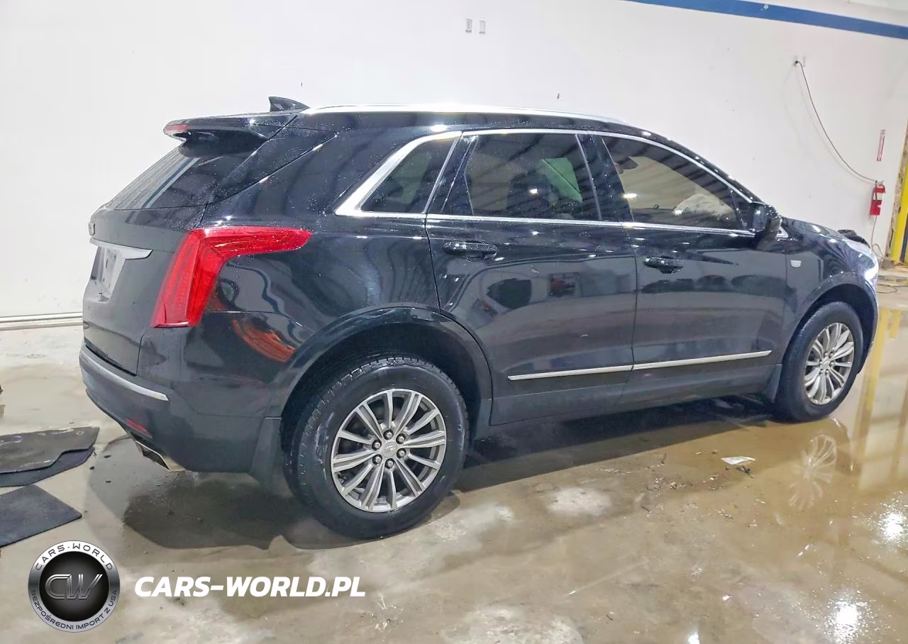 2018 Cadillac Xt5 Luxury VIN:1GYKNCRS8JZ161557 - 3
