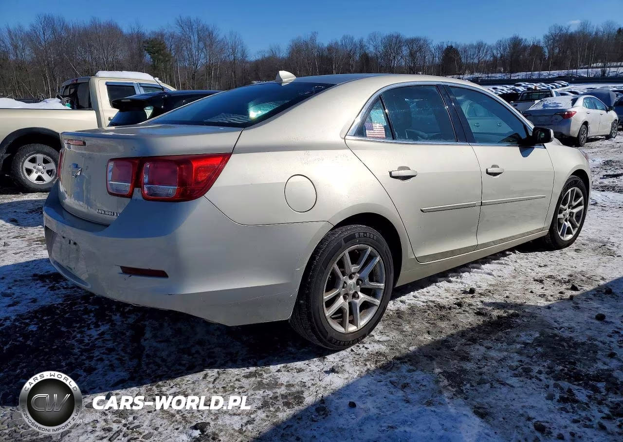 2013 Chevrolet Malibu 1Lt VIN:1G11C5SA8DF210789 - 3