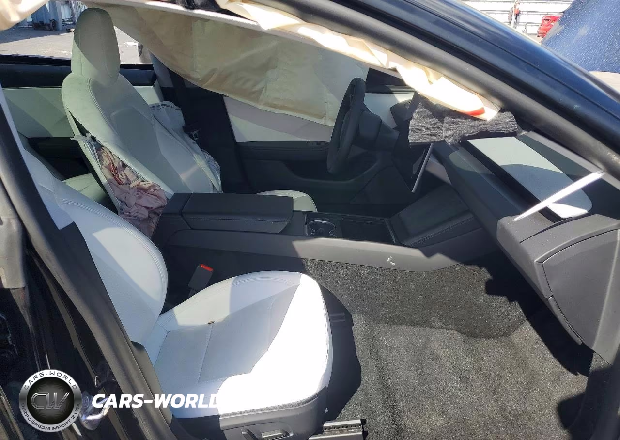 2025 Tesla Model 3 VIN:5YJ3E1EA9SF050616 - 7